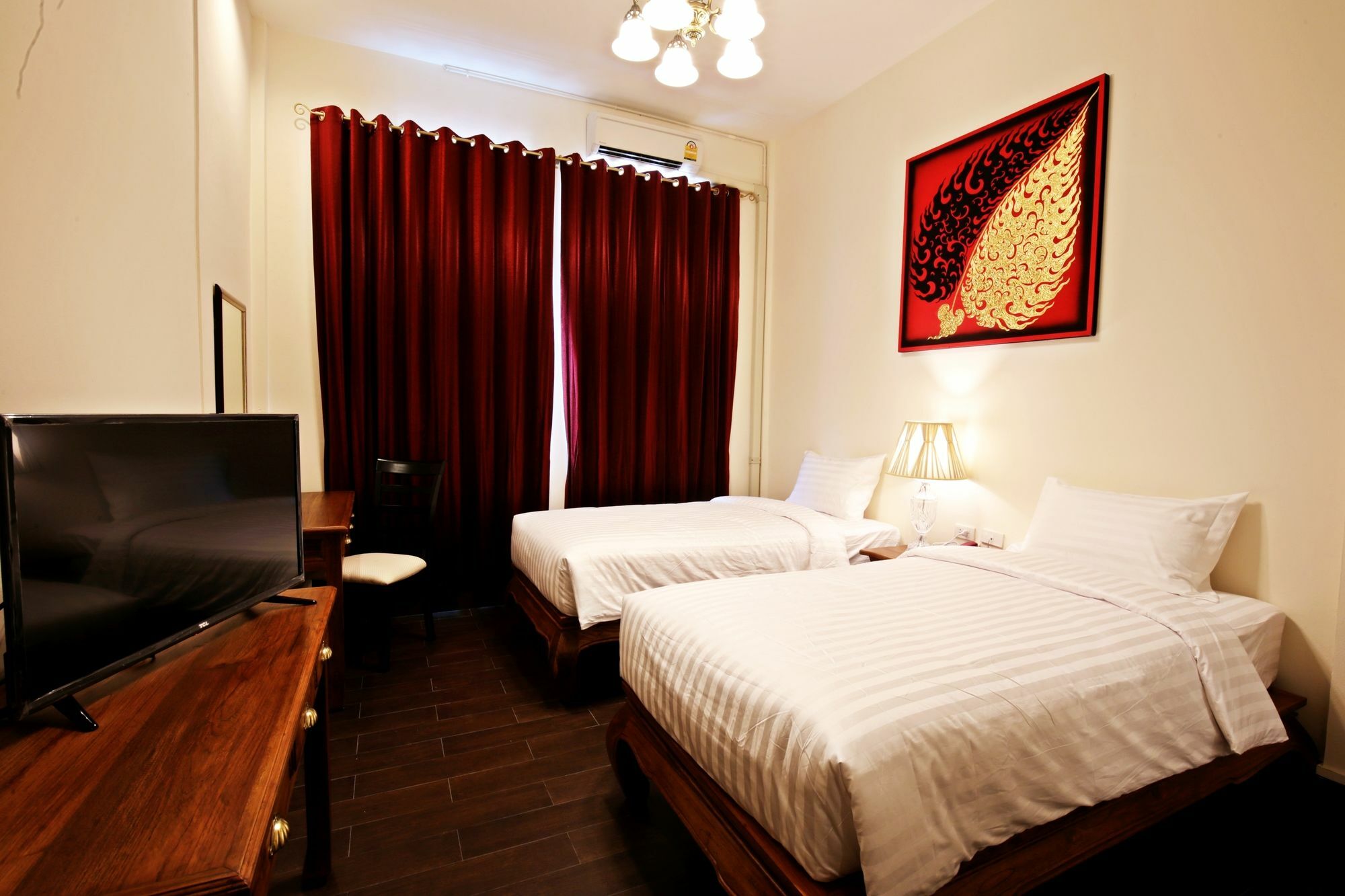 The Myth - Sud Sathorn Bed & Breakfast Bangkok Exterior photo